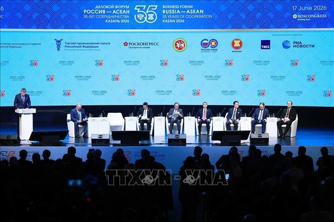 Thủ tướng Lê Minh Hưng phát biểu tại Diễn đàn Doanh nghiệp Nga - ASEAN Thủ tướng Lê Minh Hưng phát biểu tại Diễn đàn Doanh nghiệp Nga - ASEAN