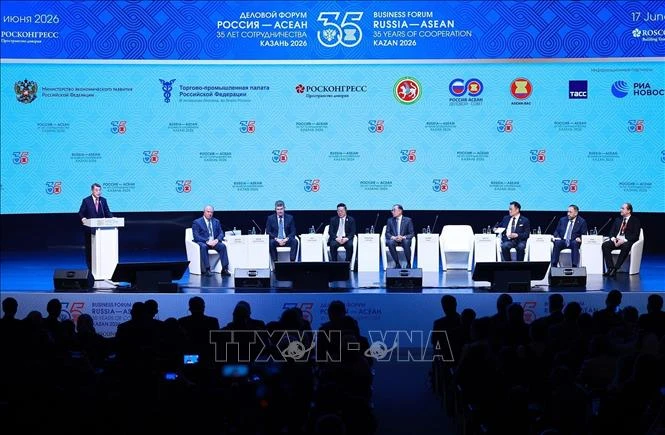 Thủ tướng Lê Minh Hưng phát biểu tại Diễn đàn Doanh nghiệp Nga - ASEAN Thủ tướng Lê Minh Hưng phát biểu tại Diễn đàn Doanh nghiệp Nga - ASEAN