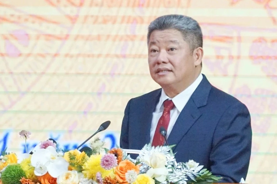 Thủ tướng Lê Minh Hưng phê chuẩn Chủ tịch và 5 Phó Chủ tịch tỉnh Hưng Yên Thủ tướng Lê Minh Hưng phê chuẩn Chủ tịch và 5 Phó Chủ tịch tỉnh Hưng Yên