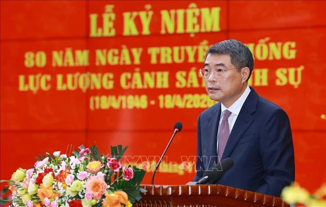 Thủ tướng Lê Minh Hưng: Tên gọi "Cảnh sát hình sự" mãi là niềm tin cậy của Nhân dân Thủ tướng Lê Minh Hưng: Tên gọi "Cảnh sát hình sự" mãi là niềm tin cậy của Nhân dân