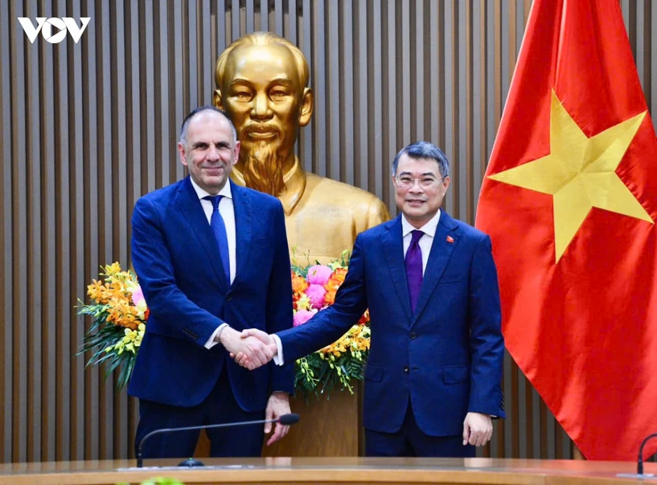 Thủ tướng Lê Minh Hưng tiếp Bộ trưởng Ngoại giao Cộng hòa Hy Lạp Thủ tướng Lê Minh Hưng tiếp Bộ trưởng Ngoại giao Cộng hòa Hy Lạp