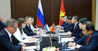 Thủ tướng Lê Minh Hưng tiếp các doanh nghiệp lớn của Nga