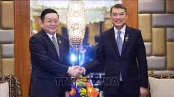 Thủ tướng Lê Minh Hưng tiếp Tổng Thư ký ASEAN, Thủ tướng Lào và Thủ tướng Malaysia