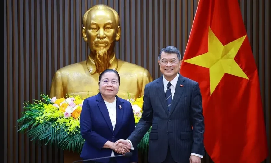 Thủ tướng Lê Minh Hưng tiếp Trưởng Ban Tổ chức Trung ương Đảng Nhân dân Cách mạng Lào Thủ tướng Lê Minh Hưng tiếp Trưởng Ban Tổ chức Trung ương Đảng Nhân dân Cách mạng Lào