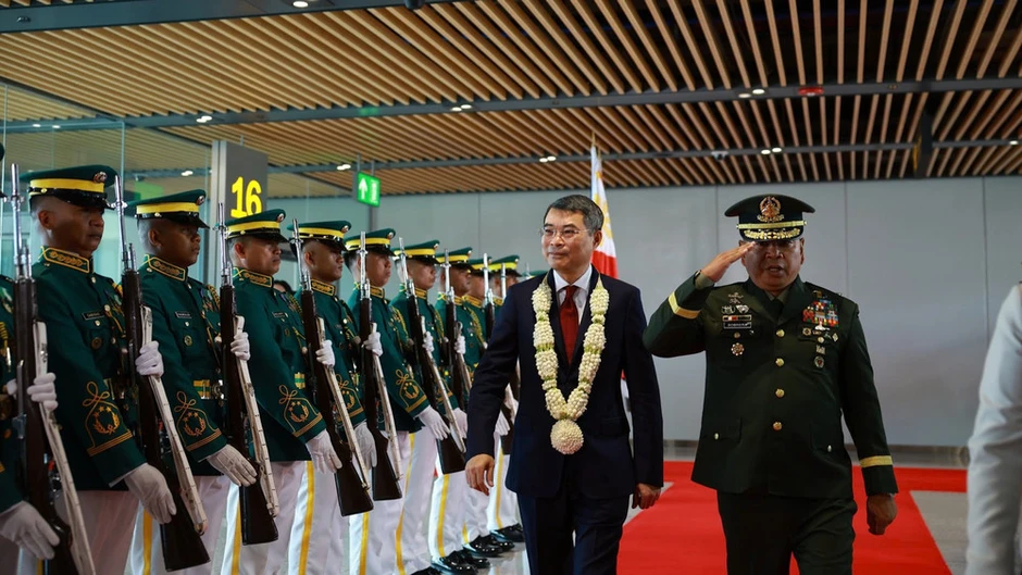 Thủ tướng Lê Minh Hưng tới Cebu dự Hội nghị Cấp cao ASEAN lần thứ 48 Thủ tướng Lê Minh Hưng tới Cebu dự Hội nghị Cấp cao ASEAN lần thứ 48