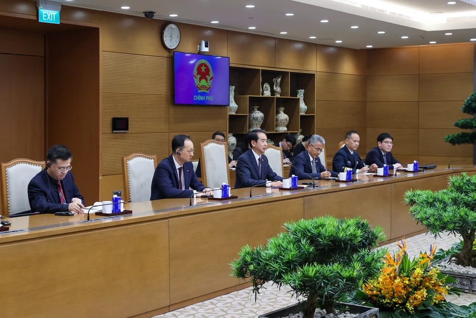 Thủ tướng Lê Minh Hưng: Việt - Trung thúc đẩy thương mại phát triển cân bằng, lành mạnh, bền vững Thủ tướng Lê Minh Hưng: Việt - Trung thúc đẩy thương mại phát triển cân bằng, lành mạnh, bền vững