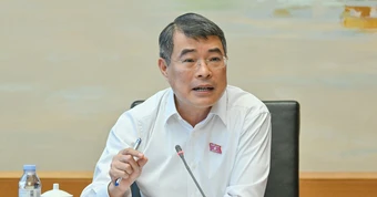 Thủ tướng: Một chương trình có 54 văn bản hướng dẫn, không cách gì cấp xã làm được