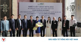 Thủ tướng Nhật Bản Takaichi Sanae thăm và phát biểu tại Đại học Quốc gia Hà Nội