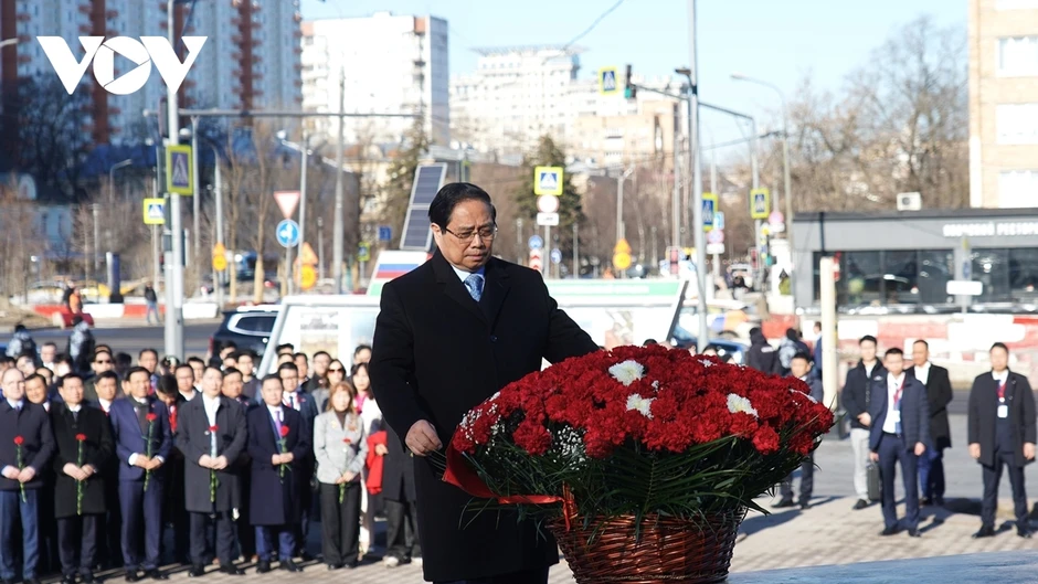 Thủ tướng Phạm Minh Chính đặt hoa tại Tượng đài Chủ tịch Hồ Chí Minh tại Moscow Thủ tướng Phạm Minh Chính đặt hoa tại Tượng đài Chủ tịch Hồ Chí Minh tại Moscow