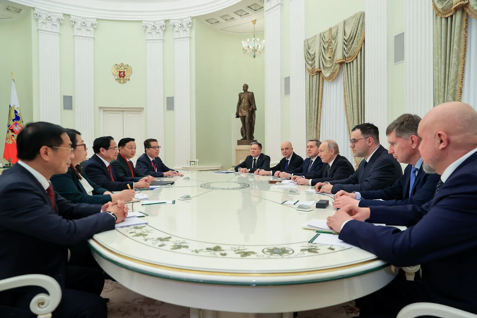 Thủ tướng Phạm Minh Chính hội kiến Tổng thống Liên bang Nga Vladimir Putin Thủ tướng Phạm Minh Chính hội kiến Tổng thống Liên bang Nga Vladimir Putin