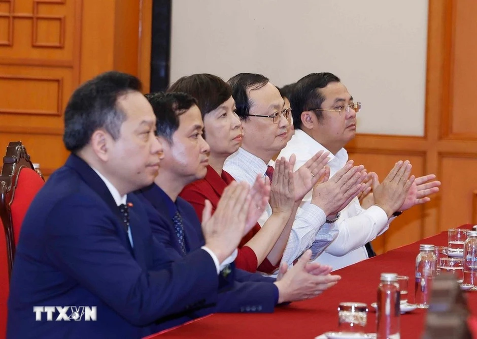 Thủ tướng Phạm Minh Chính nhận Huân chương Quân công hạng Nhất Thủ tướng Phạm Minh Chính nhận Huân chương Quân công hạng Nhất