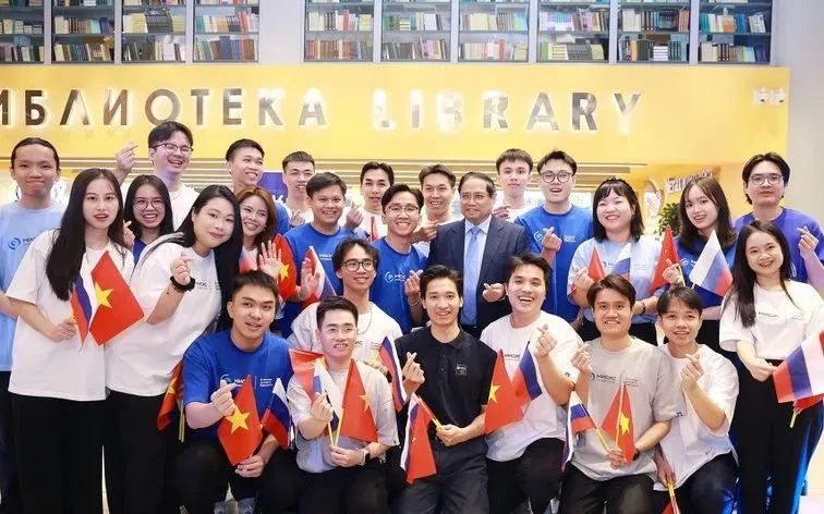 Thủ tướng Phạm Minh Chính thăm đại học hàng đầu của Liên bang Nga Thủ tướng Phạm Minh Chính thăm đại học hàng đầu của Liên bang Nga
