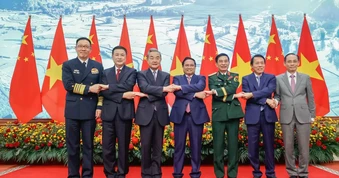 Thủ tướng Phạm Minh Chính tiếp Bộ trưởng các bộ: Ngoại giao, Quốc phòng và Công an Trung Quốc