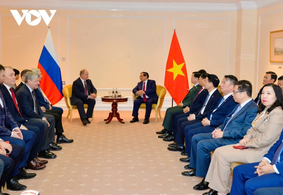 Thủ tướng Phạm Minh Chính tiếp Chủ tịch Đảng Cộng sản Liên bang Nga Ziuganov