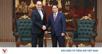 Thủ tướng Phạm Minh Chính tiếp Đại sứ Qatar Khalid Ali Abdullah Abel