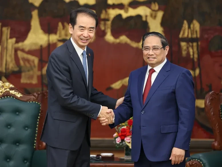 Thủ tướng Phạm Minh Chính tiếp Đại sứ Trung Quốc Thủ tướng Phạm Minh Chính tiếp Đại sứ Trung Quốc