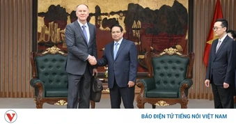 Thủ tướng Phạm Minh Chính tiếp Đoàn cán bộ Quỹ Tiền tệ Quốc tế