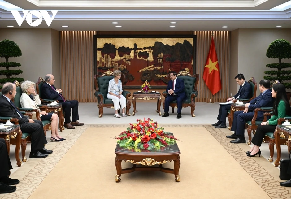 Thủ tướng Phạm Minh Chính tiếp Đoàn Quỹ Eisenhower của Hoa Kỳ Thủ tướng Phạm Minh Chính tiếp Đoàn Quỹ Eisenhower của Hoa Kỳ