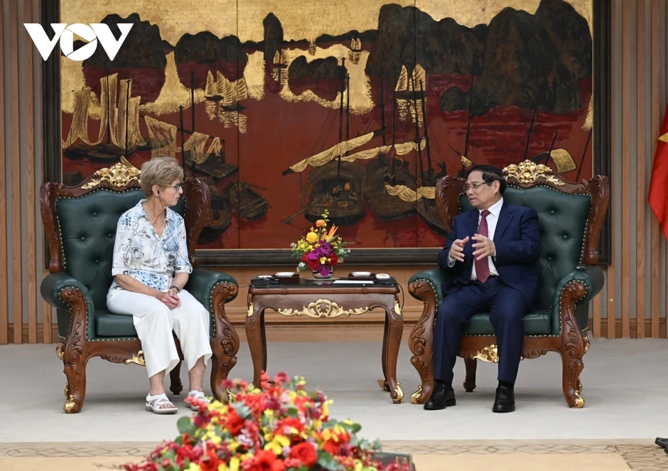 Thủ tướng Phạm Minh Chính tiếp Đoàn Quỹ Eisenhower của Hoa Kỳ Thủ tướng Phạm Minh Chính tiếp Đoàn Quỹ Eisenhower của Hoa Kỳ