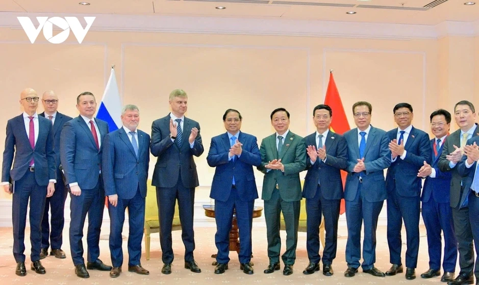 Thủ tướng Phạm Minh Chính tiếp lãnh đạo Công ty Đường sắt Liên bang Nga Thủ tướng Phạm Minh Chính tiếp lãnh đạo Công ty Đường sắt Liên bang Nga