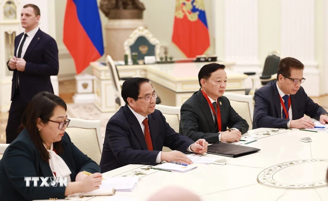 Thủ tướng Phạm Minh Chính, Tổng thống Nga Vladimir Putin Thủ tướng Phạm Minh Chính, Tổng thống Nga Vladimir Putin