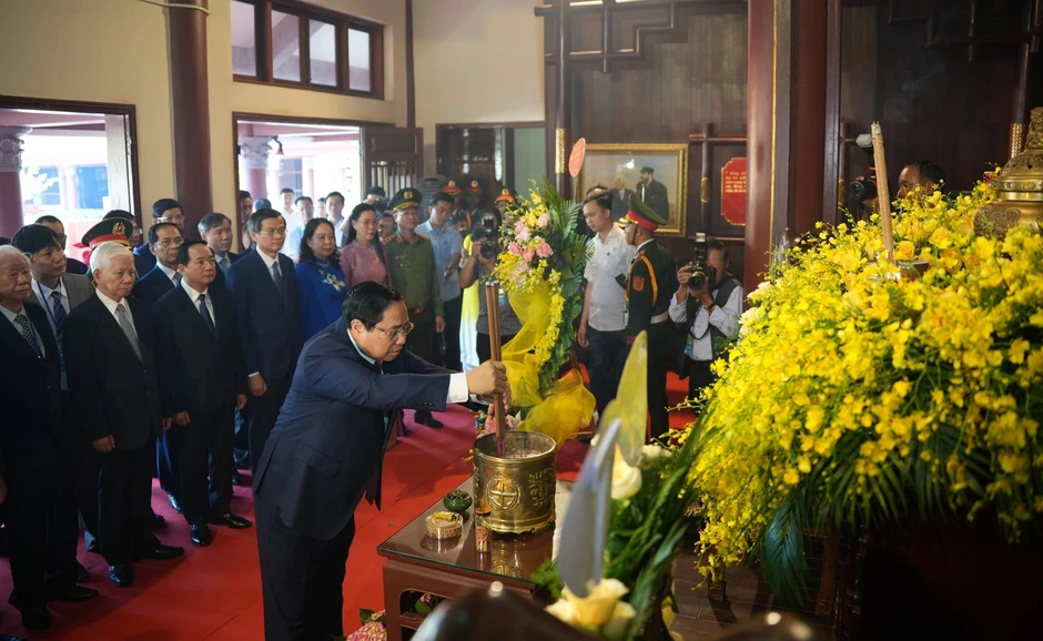 Thủ tướng Phạm Minh Chính: Trân trọng kế thừa, phát huy di sản của Thủ tướng Phạm Văn Đồng Thủ tướng Phạm Minh Chính: Trân trọng kế thừa, phát huy di sản của Thủ tướng Phạm Văn Đồng