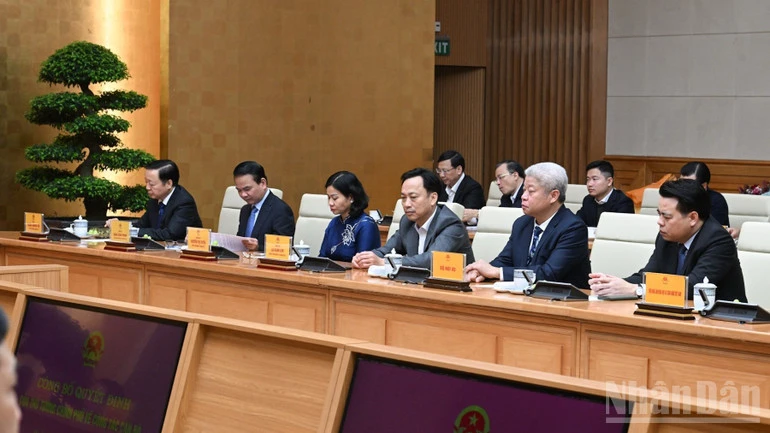 Thủ tướng Phạm Minh Chính trao Quyết định bổ nhiệm Chủ tịch Viện Hàn lâm Khoa học và Công nghệ Việt Nam