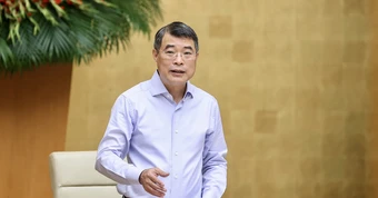 Thủ tướng: Phân cấp, phân quyền nhiều hơn chứ không phải đẩy việc, đẩy rủi ro cho cơ sở