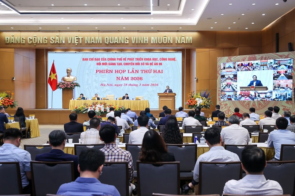 Thủ tướng: Phấn đấu phủ sóng 5G trên toàn quốc Thủ tướng: Phấn đấu phủ sóng 5G trên toàn quốc