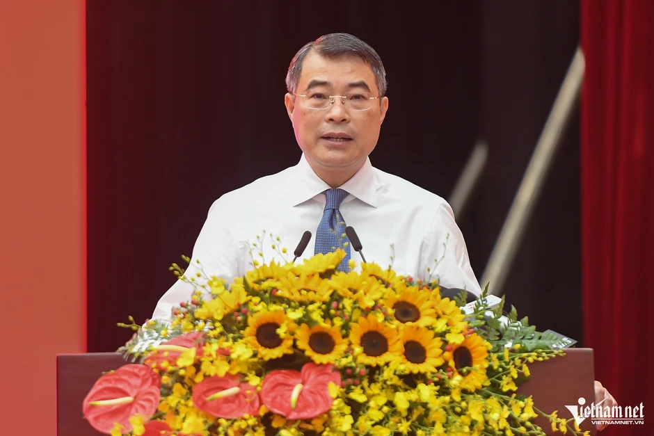 Thủ tướng phát động thi đua tăng trưởng bền vững 2 con số Thủ tướng phát động thi đua tăng trưởng bền vững 2 con số