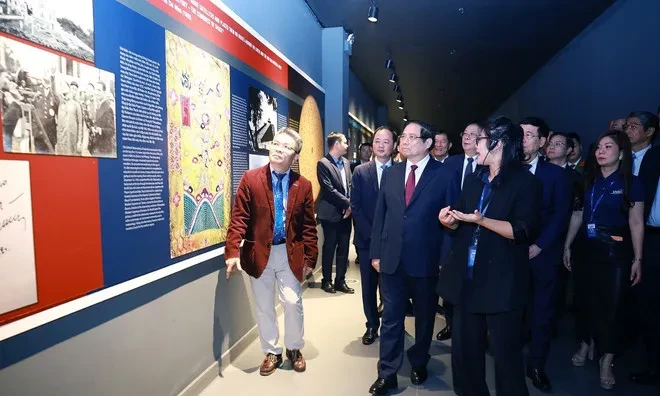 Thủ tướng: Phát triển khoa học công nghệ không gian vũ trụ trên tinh thần “3 đẩy mạnh” và “3 cùng” Thủ tướng: Phát triển khoa học công nghệ không gian vũ trụ trên tinh thần “3 đẩy mạnh” và “3 cùng”