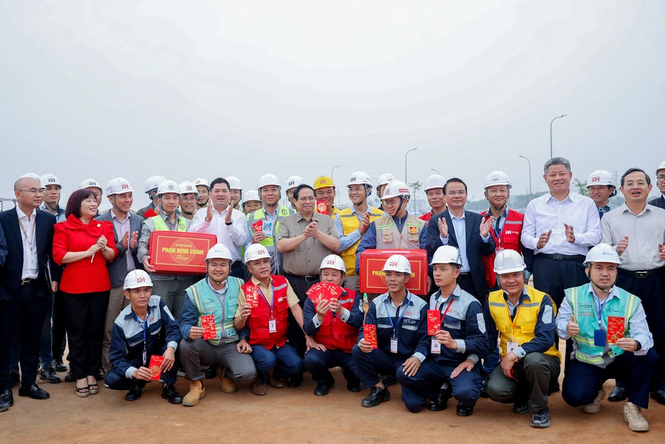 Thủ tướng: Phát triển kinh tế hàng không, khu thương mại tự do thế hệ mới tại sân bay Gia Bình
