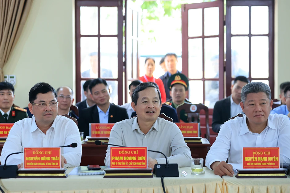 Thủ tướng: Phát triển kinh tế hàng không, khu thương mại tự do thế hệ mới tại sân bay Gia Bình