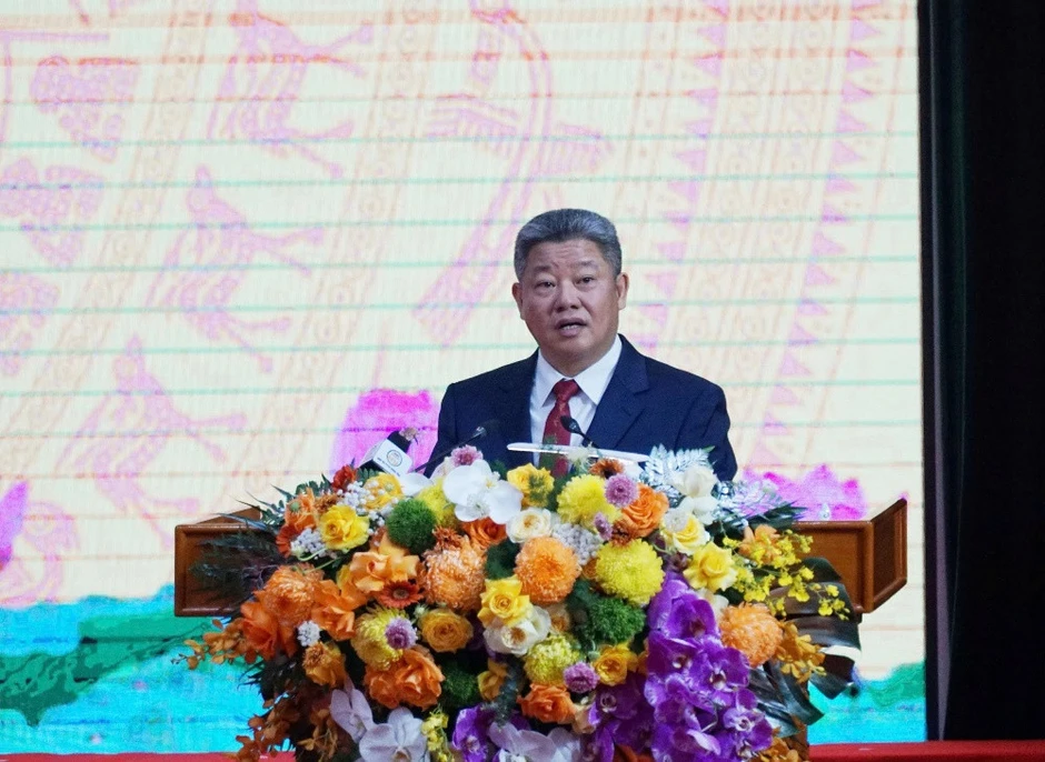 Thủ tướng phê chuẩn Chủ tịch và 5 Phó chủ tịch tỉnh Hưng Yên Thủ tướng phê chuẩn Chủ tịch và 5 Phó chủ tịch tỉnh Hưng Yên