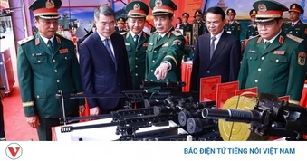 Thủ tướng: Quân khu 4 đặc biệt coi trọng xây dựng khu vực phòng thủ vững chắc