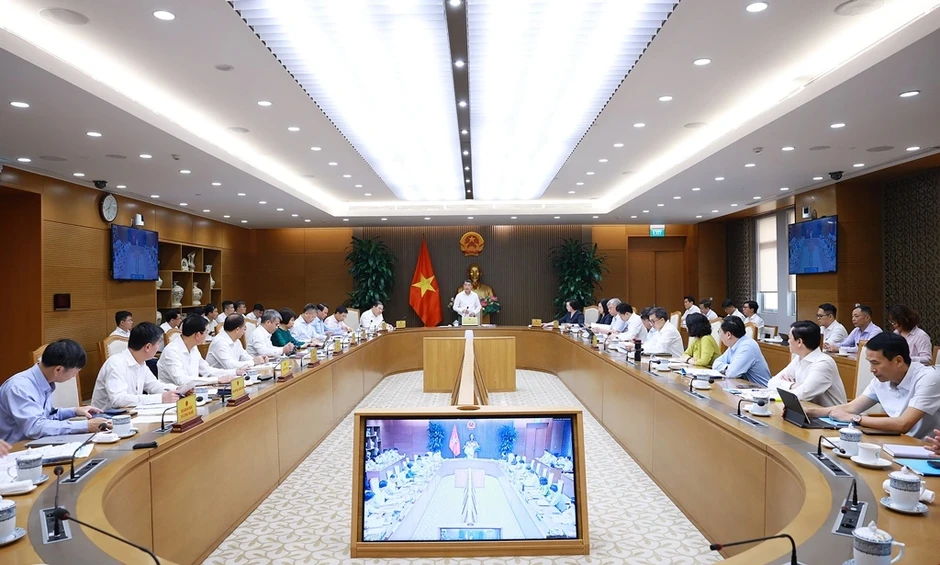 Thủ tướng ra "tối hậu thư" vận hành Bệnh viện Bạch Mai và Việt Đức cơ sở 2 Thủ tướng ra "tối hậu thư" vận hành Bệnh viện Bạch Mai và Việt Đức cơ sở 2