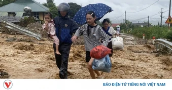 Thủ tướng: Sẵn sàng ứng phó với các tình huống mưa lũ, không để bị động