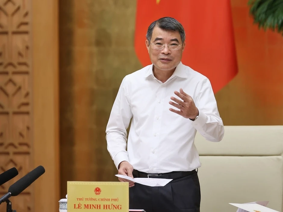 Thủ tướng: Tạm thời giữ ổn định giá dịch vụ y tế, giáo dục nếu cần thiết Thủ tướng: Tạm thời giữ ổn định giá dịch vụ y tế, giáo dục nếu cần thiết