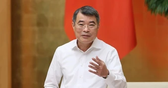 Thủ tướng: Tạm thời giữ ổn định giá dịch vụ y tế, giáo dục nếu cần thiết