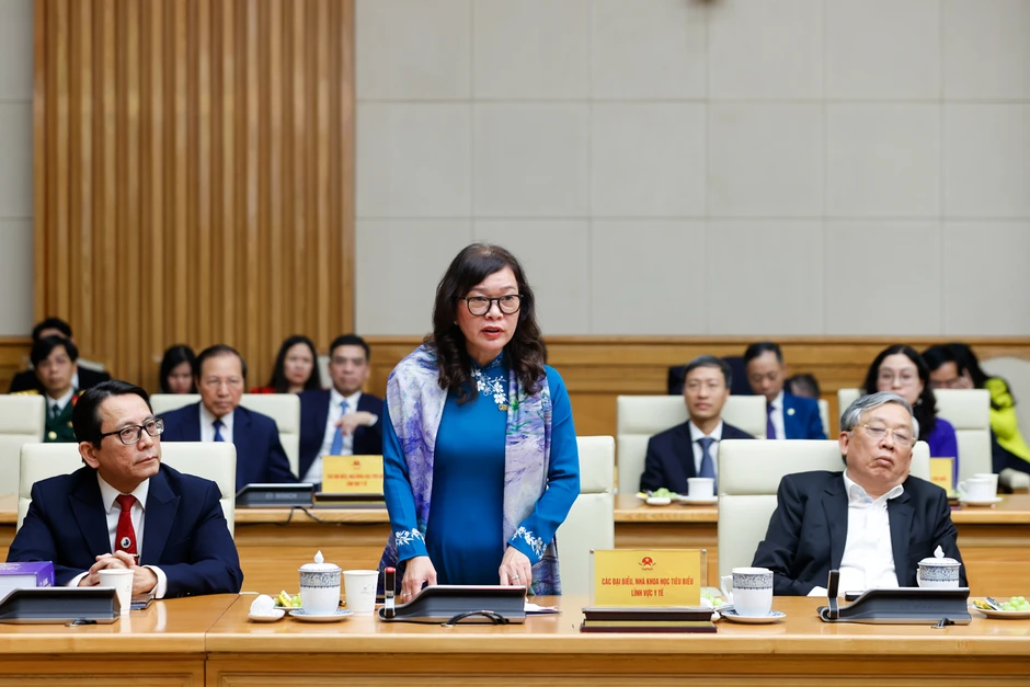 Thủ tướng tặng ngành y 20 chữ, mong giữ trọn y đức, tất cả vì dân Thủ tướng tặng ngành y 20 chữ, mong giữ trọn y đức, tất cả vì dân