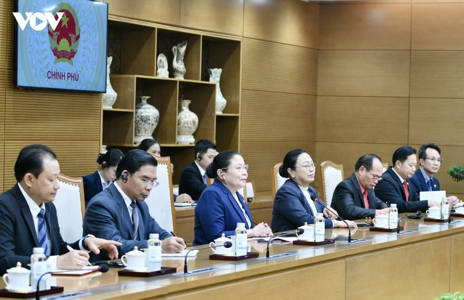 Thủ tướng tiếp Trưởng Ban Tổ chức Trung ương Đảng Nhân dân Cách mạng Lào Thủ tướng tiếp Trưởng Ban Tổ chức Trung ương Đảng Nhân dân Cách mạng Lào