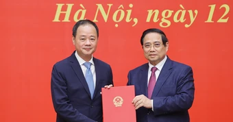 Thủ tướng trao quyết định bổ nhiệm cho ông Trần Hồng Thái
