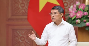 Thủ tướng: Triển khai nâng ngưỡng doanh thu không phải nộp thuế lên 1 tỷ đồng