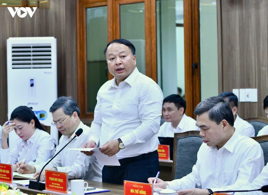 Thủ tướng: Vụ việc tại Trường THPT Chuyên Tuyên Quang có tính chất đặc biệt nghiêm trọng Thủ tướng: Vụ việc tại Trường THPT Chuyên Tuyên Quang có tính chất đặc biệt nghiêm trọng
