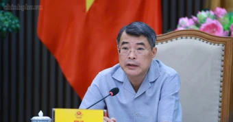 Thủ tướng yêu cầu gỡ vướng mắc 12 dự án giao thông chậm tiến độ