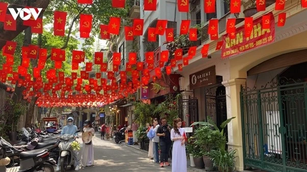 Thủ tướng yêu cầu hoàn thành phương án sắp xếp lại thôn, tổ dân phố trước 10/6 Thủ tướng yêu cầu hoàn thành phương án sắp xếp lại thôn, tổ dân phố trước 10/6