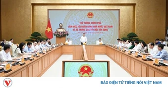 Thủ tướng yêu cầu ổn định mặt bằng lãi suất, giảm lãi suất cho vay