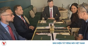 Thúc đẩy hợp tác địa phương và giao lưu văn hóa Việt Nam - Séc