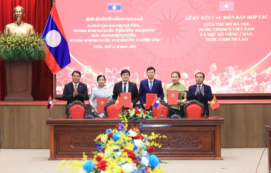 Thúc đẩy hợp tác Hà Nội - Vientiane đi vào chiều sâu Thúc đẩy hợp tác Hà Nội - Vientiane đi vào chiều sâu