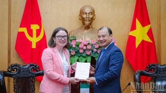 Thúc đẩy hợp tác nghiên cứu, đào tạo, bồi dưỡng nguồn nhân lực giữa Việt Nam-Ireland